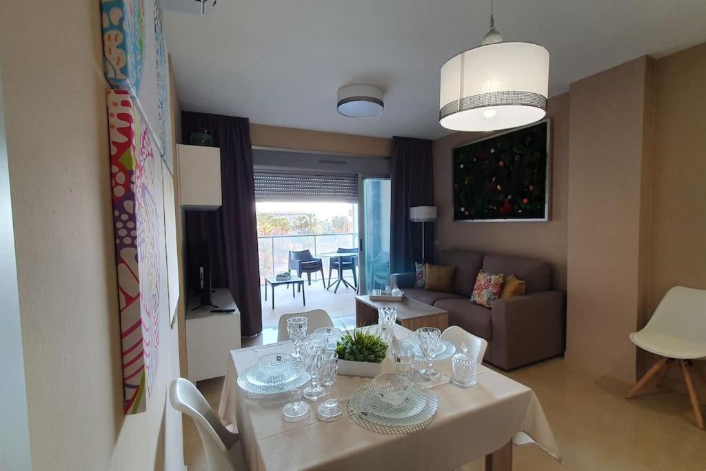 Apartamento En Primerisima Linia De Playa Apartment โอโรเปซาเดลมาร์ ภายนอก รูปภาพ